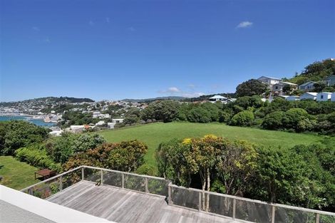 Photo of property in 8 Treasure Grove, Hataitai, Wellington, 6021