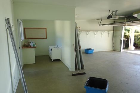 Photo of property in 25 Vining Crescent, Stoke, Nelson, 7011