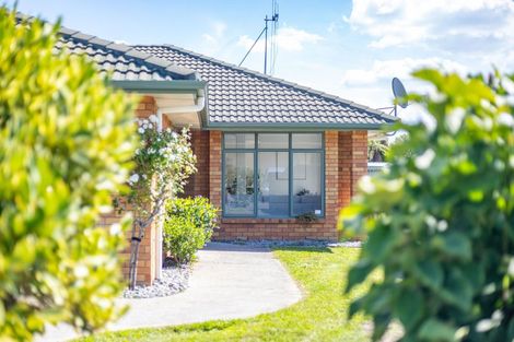 Photo of property in 5 Locksley Lane, Hamilton East, Hamilton, 3216