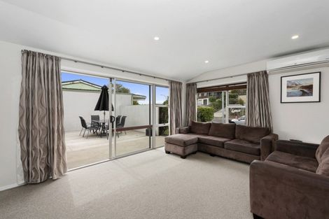 Photo of property in 102 Aberdeen Drive, Dinsdale, Hamilton, 3204