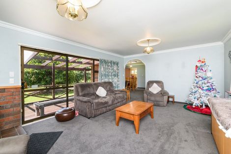 Photo of property in 83 Oroua Road, Kairanga, Palmerston North, 4475