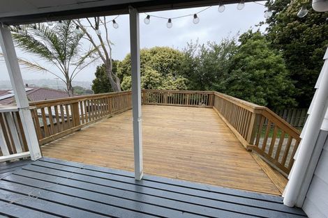 Photo of property in 65 Reynella Drive, Massey, Auckland, 0614