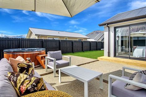 Photo of property in 6 Cumberland Road, Lower Shotover, Queenstown, 9304