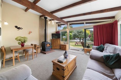 Photo of property in 2 Thomson Street, Arrowtown, 9302