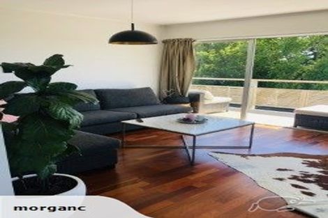 Photo of property in 1/2 Hume Drive, Hillcrest, Auckland, 0627