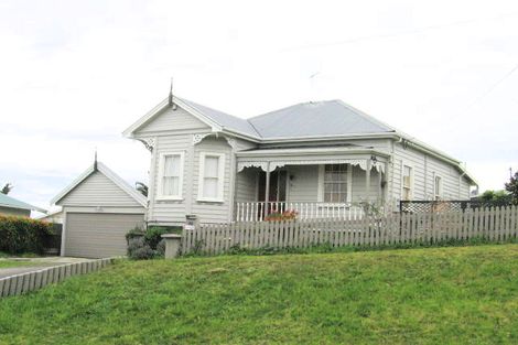 Photo of property in 12 Puriri Street, Helensville, 0800
