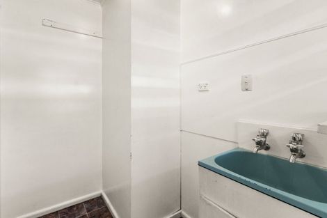 Photo of property in 64 Bill Hercock Street, Pirimai, Napier, 4112