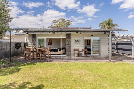 Photo of property in 137a Cook Drive, Whitianga, 3510