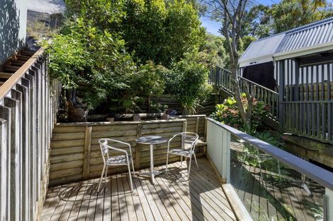 Photo of property in 80 Tio Tio Road, Seatoun, Wellington, 6022