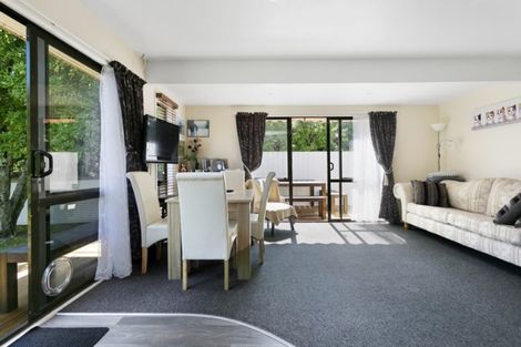 Photo of property in 32a Tamatea Road, Taupo, 3330