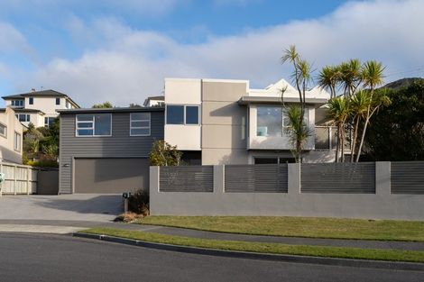 Photo of property in 16 Neston Grove, Churton Park, Wellington, 6037