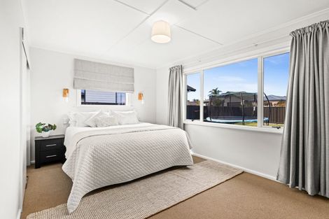 Photo of property in 33 Romanes Drive, Havelock North, 4130