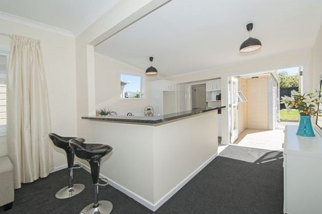 Photo of property in 11 Beach Street, Petone, Lower Hutt, 5012