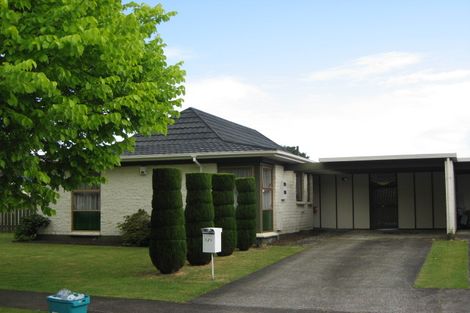 Photo of property in 2/1 Glengowan Place, Conifer Grove, Takanini, 2112