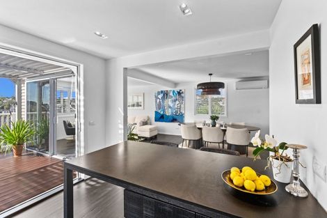 Photo of property in 90 Aotea Street, Orakei, Auckland, 1071