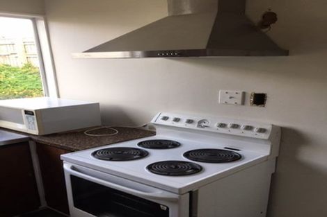 Photo of property in 24b Fitzpatrick Street, Newlands, Wellington, 6037