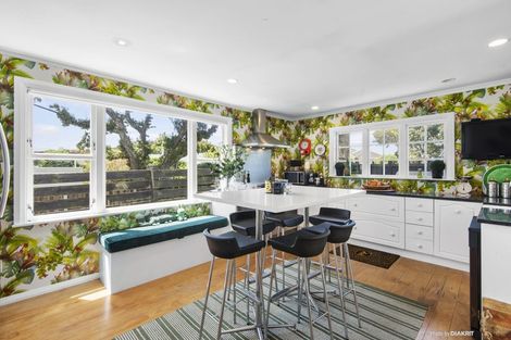 Photo of property in 15 Box Hill, Khandallah, Wellington, 6035