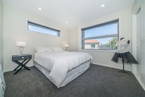 Photo of property in 180a Victoria Avenue, Hokowhitu, Palmerston North, 4410