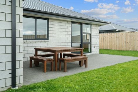 Photo of property in 27 Lovelock Avenue, Rolleston, 7615