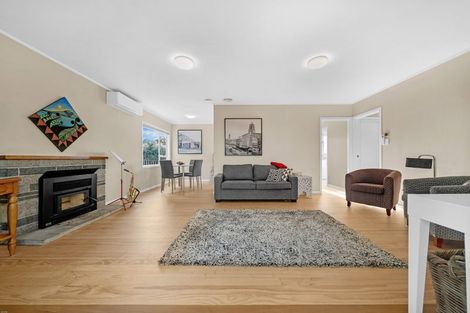 Photo of property in 107 Birkdale Road, Birkdale, Auckland, 0626