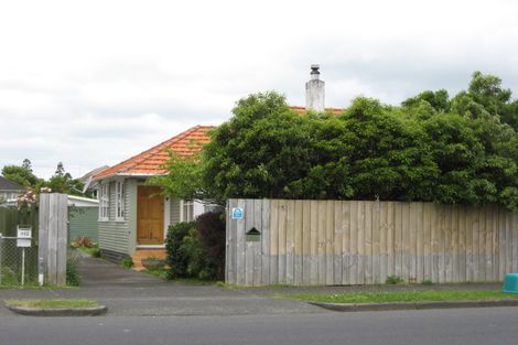 Photo of property in 113 Porchester Road, Papakura, 2110