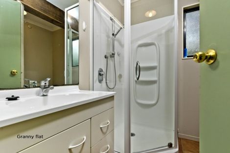 Photo of property in 5 Waipuia Place, Greenhithe, Auckland, 0632