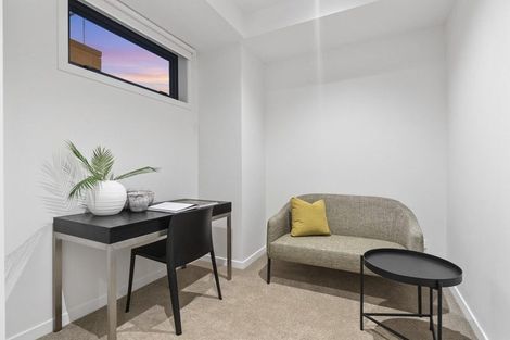 Photo of property in 7/26 Dale Crescent, Pakuranga, Auckland, 2010