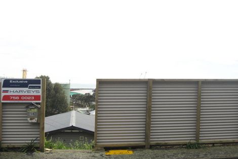 Photo of property in 14 Weston Street, Moturoa, New Plymouth, 4310