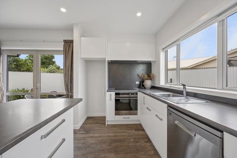 Photo of property in 149a Gloucester Street, Taradale, Napier, 4112