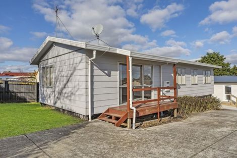Photo of property in 103 Flat Bush Road, Clover Park, Auckland, 2023