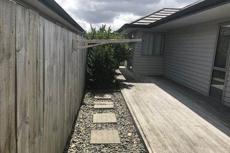 Photo of property in 10 Moho Lane, Takanini, 2112