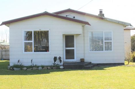 Photo of property in 6 Ballance Street, Westport, 7825