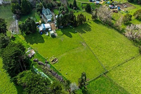 Photo of property in 96 Alfredton Road, Eketahuna, 4900