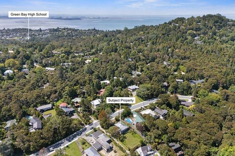 Photo of property in 60 Woodfern Crescent, Titirangi, Auckland, 0604