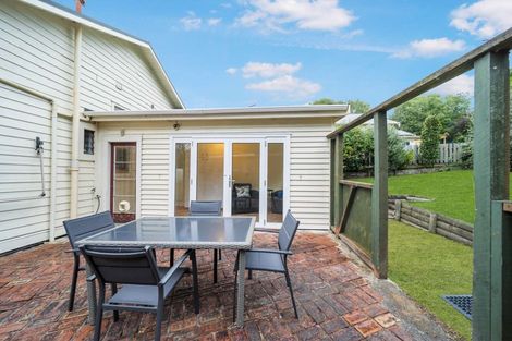 Photo of property in 104 Neidpath Road, Mornington, Dunedin, 9011