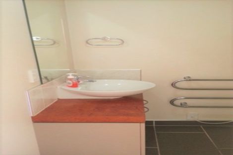 Photo of property in St Paul Apartments, 1b/4 Saint Paul Street, Auckland Central, Auckland, 1010