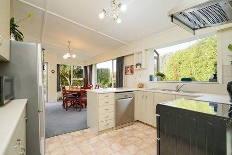 Photo of property in 56 Mason Road, Seaward Bush, Invercargill, 9871