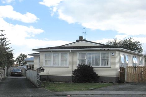 Photo of property in 16a Wilson Place, Papakura, 2110