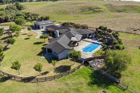 Photo of property in 332a Karaka Road, Karaka, Drury, 2578