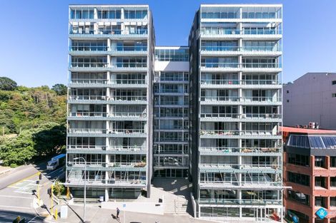 Photo of property in Montreaux Apartments, 10i/164 The Terrace, Wellington Central, Wellington, 6011
