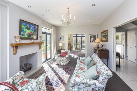 Photo of property in 5 Elmwood Road, Strowan, Christchurch, 8052