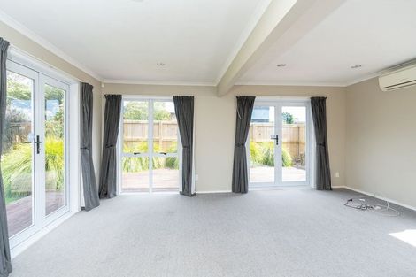 Photo of property in 2 Masters Avenue, Hillcrest, Hamilton, 3216