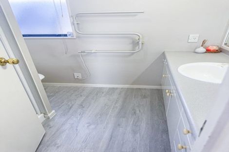 Photo of property in 84 Churchill Drive, Taradale, Napier, 4112