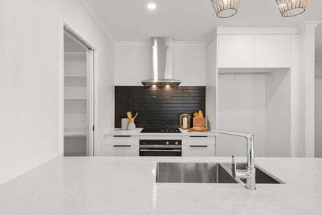 Photo of property in 11 Paul Way, Pokeno, 2402