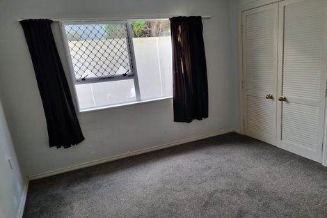 Photo of property in 4 Kowhatu Road, One Tree Hill, Auckland, 1061