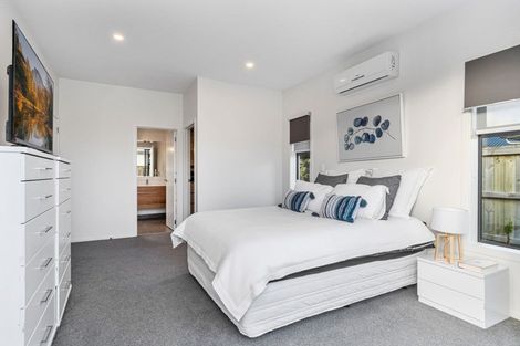 Photo of property in 26 Knightia Drive, Papamoa Beach, Papamoa, 3118