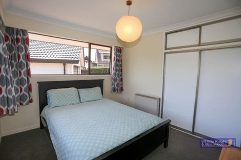 Photo of property in 6 Holmcroft Court, Cracroft, Christchurch, 8022