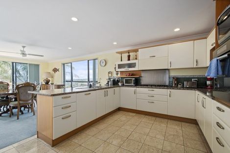 Photo of property in 16 San Lorenzo Rise, Henderson, Auckland, 0612