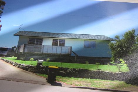 Photo of property in 16a Hampton Hill Road, Tawa, Wellington, 5028