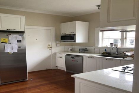 Photo of property in 7 Otahuri Crescent, Greenlane, Auckland, 1051